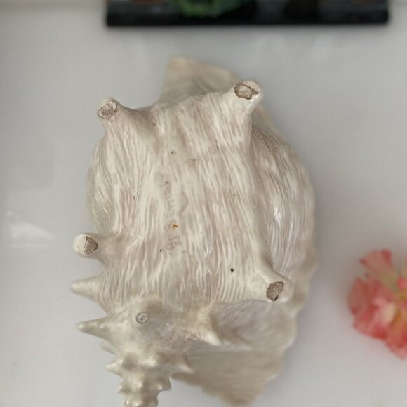 Vintage Ceramic Mold Neutral Nautilus Conch Sea Shell Planter Vase Beach House - Picture 12 of 12